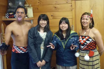 国際交流 & 留学教育事業